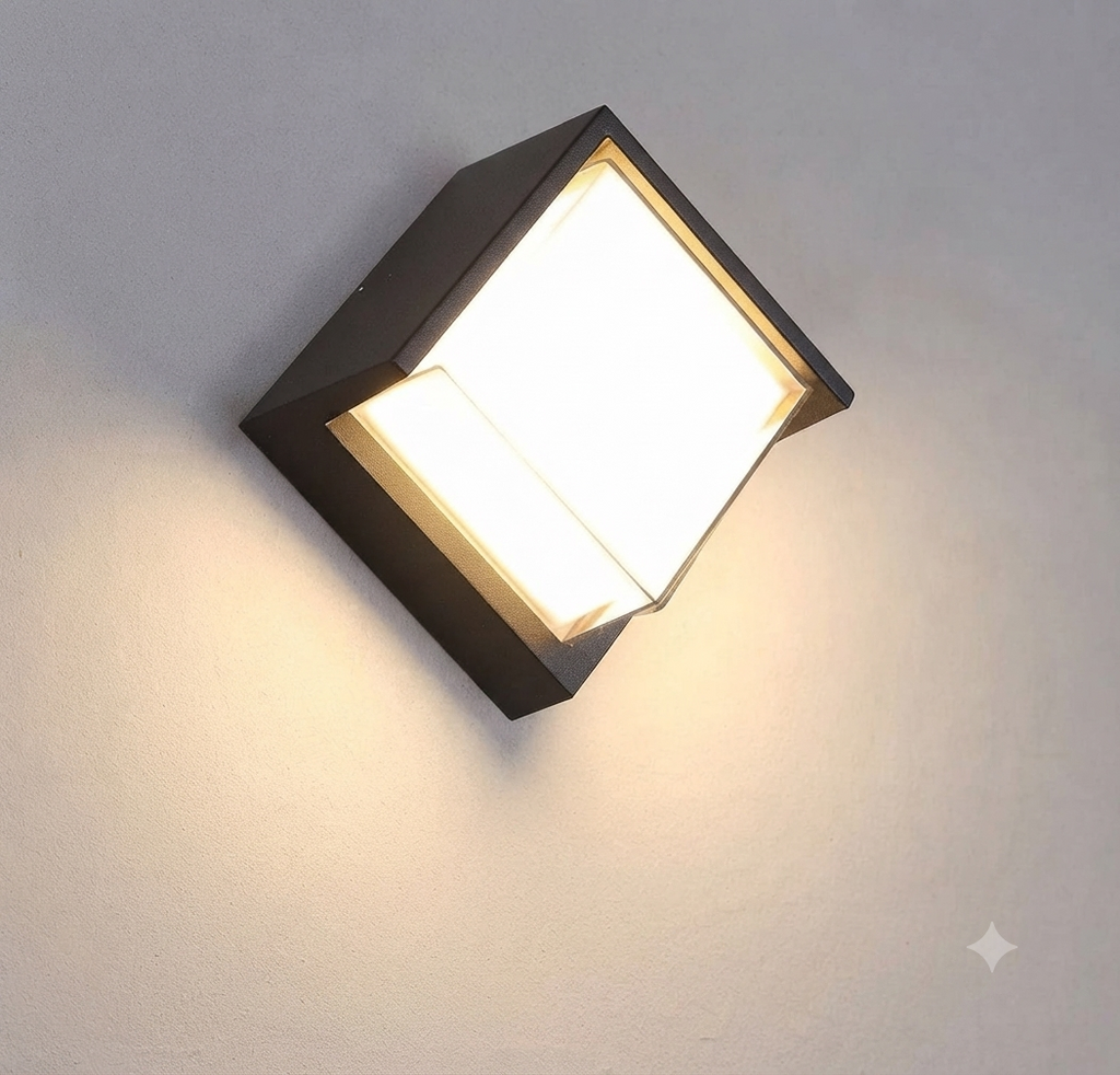 LED OUTDOOR WALL LIGHT