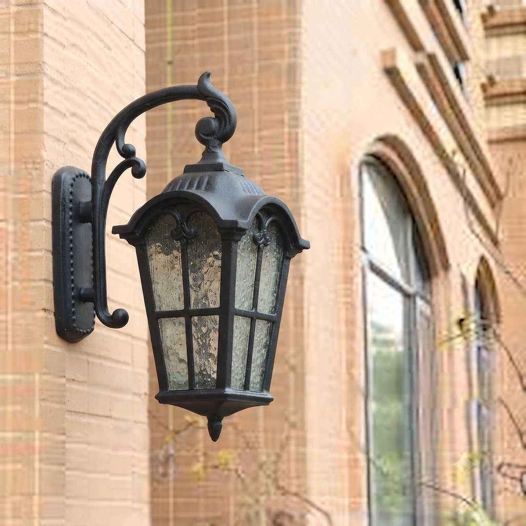 Aluminum Die-Cast Outdoor Light