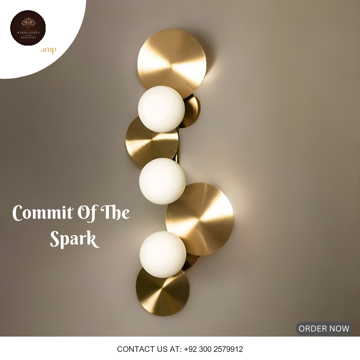 MODERN BRASS WALL LAMP
