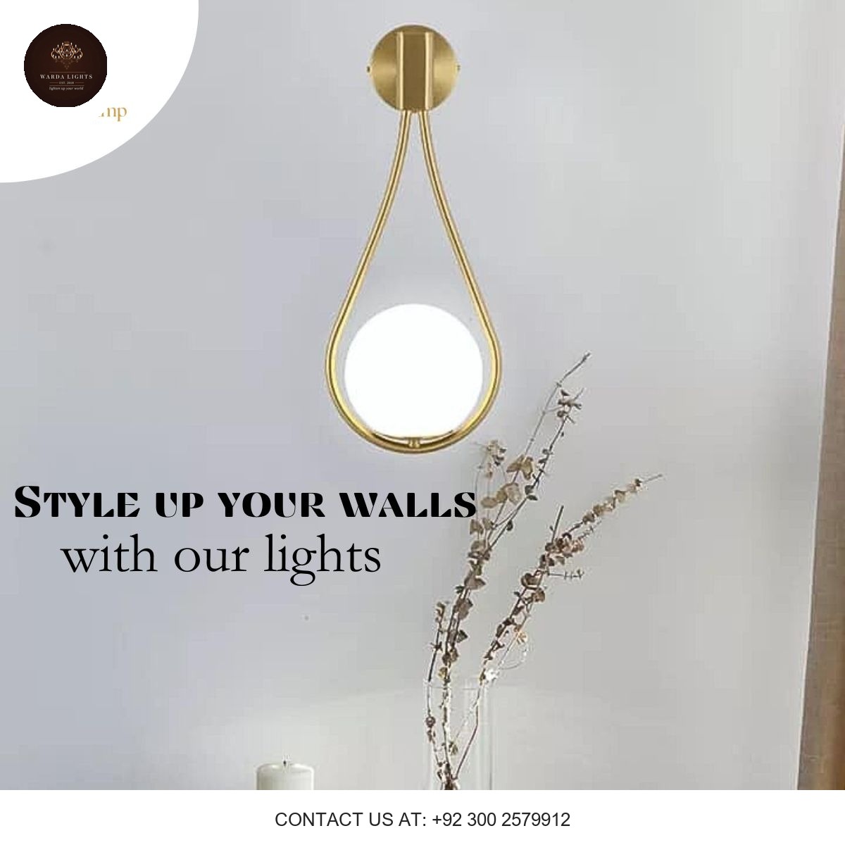 LUXURY GLASS & GLOBE WALL SCONE