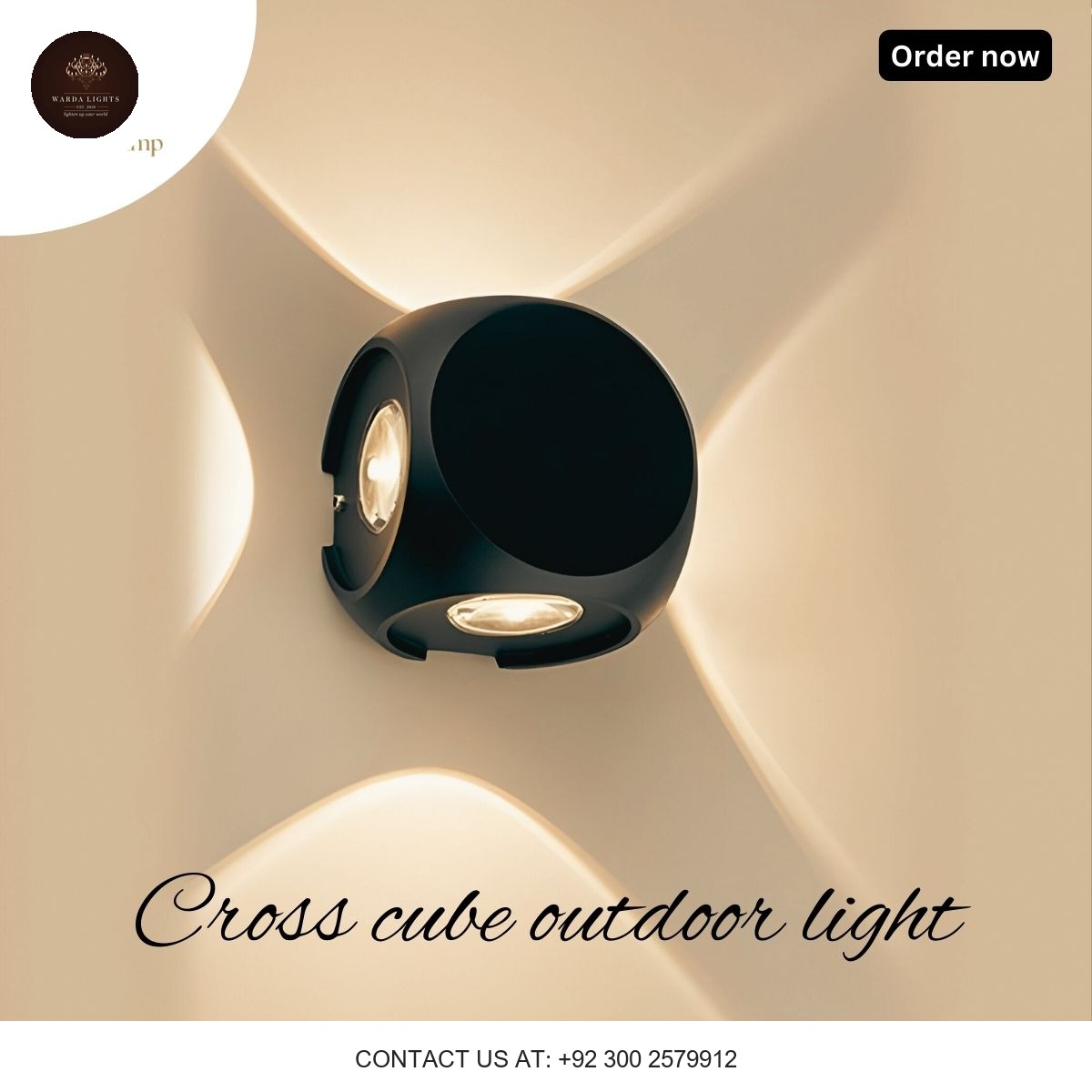 CROSSCUBE OUTDOOR WALL LIGHT