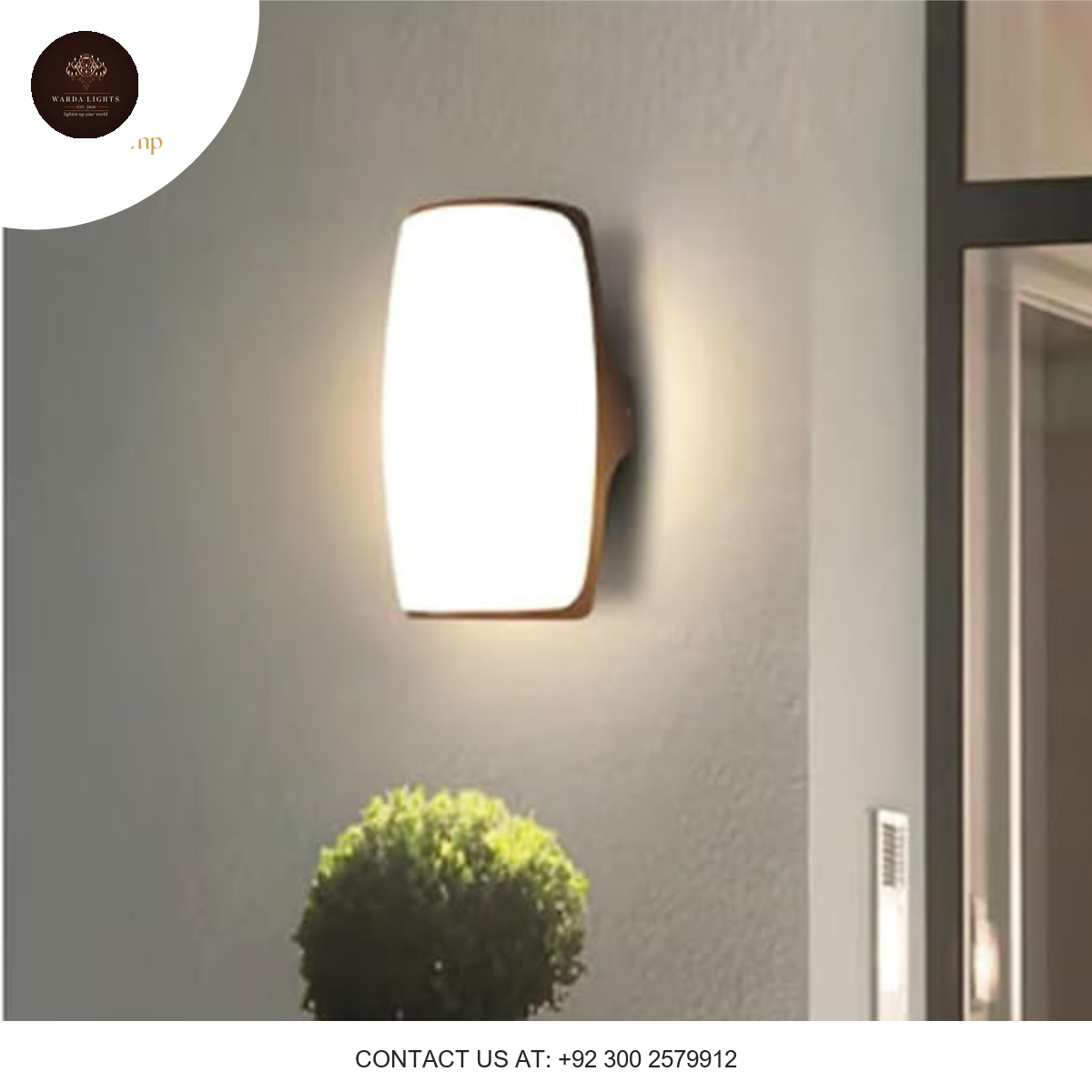 EXTERIOR WALL LIGHT