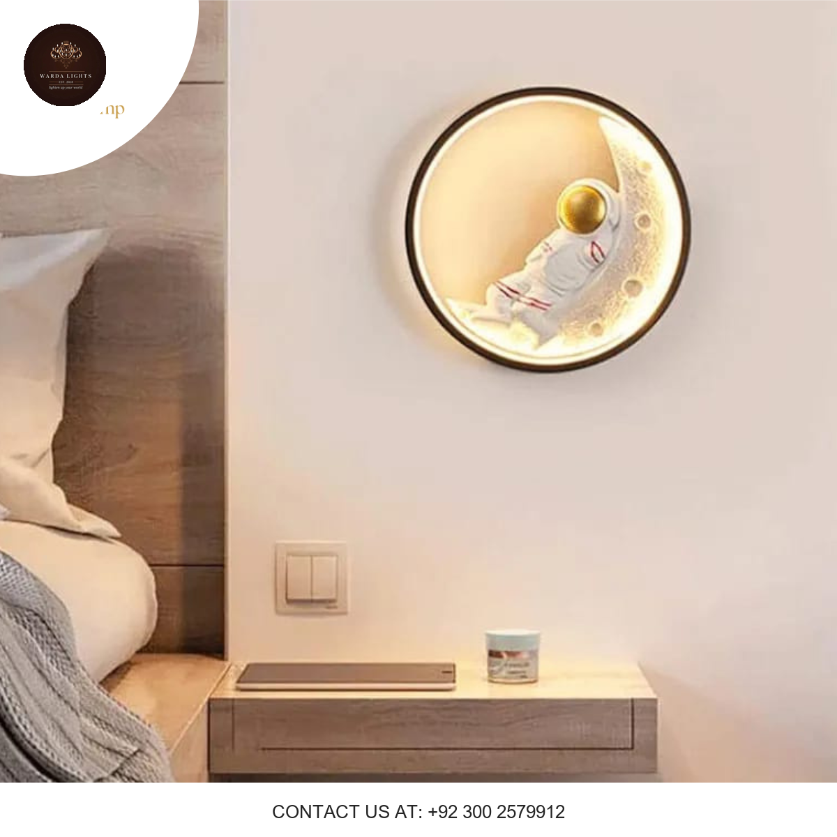 MOON WALL LIGHT