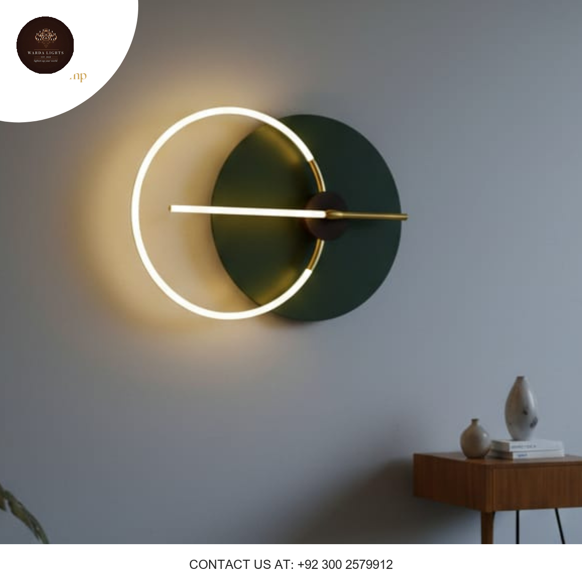 DECO WALL LAMP