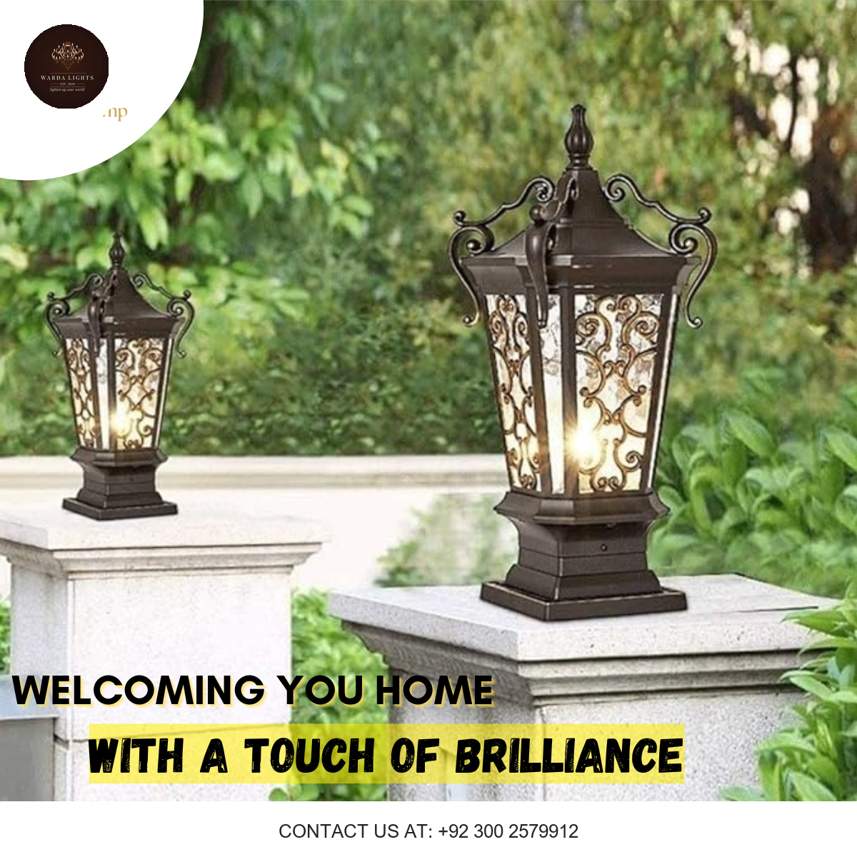 COURTYARD GARDEN LAMP
