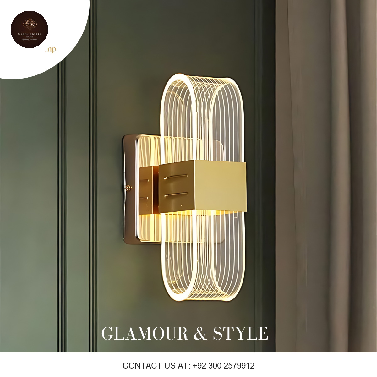 GOLD WALL SCONCE