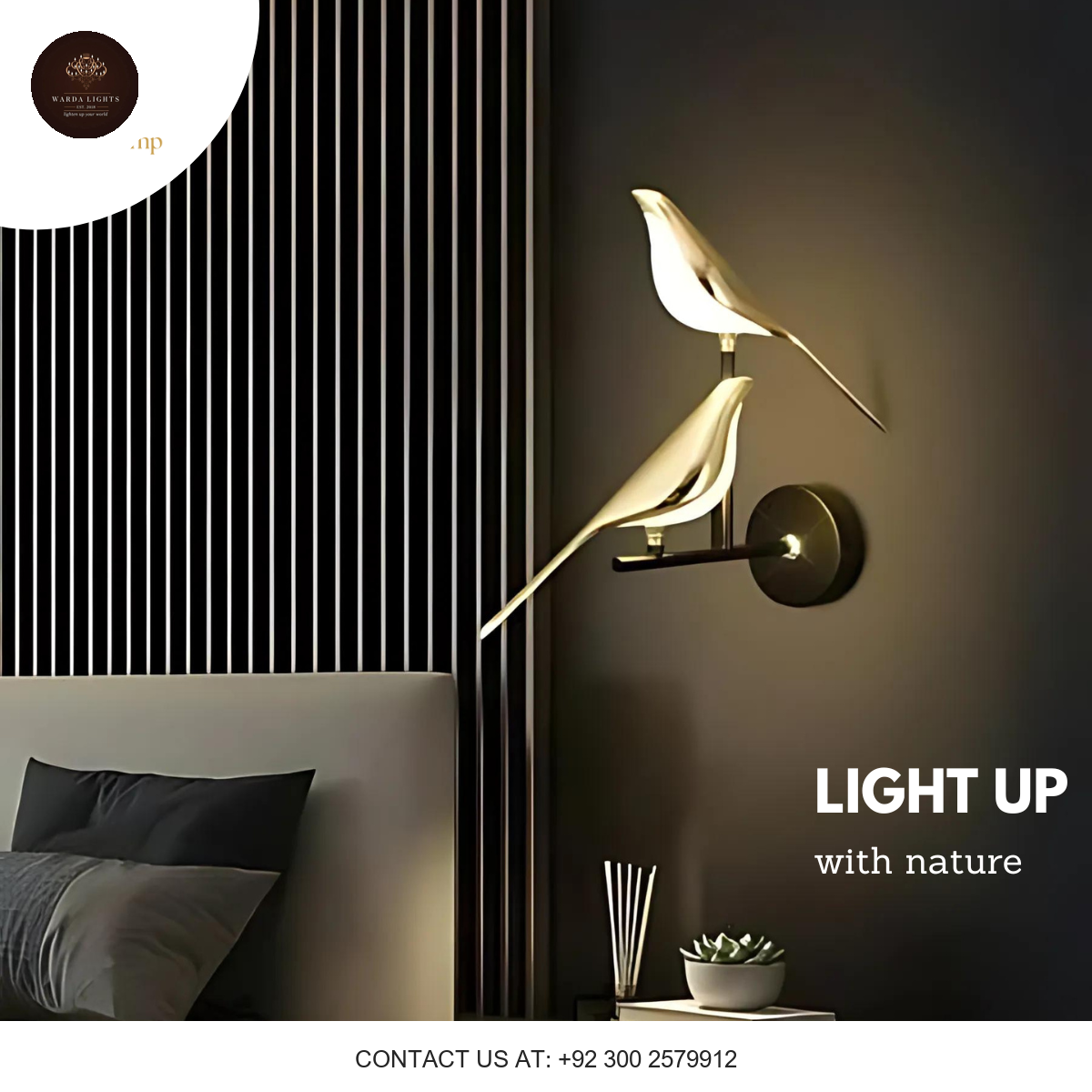 DOUBLE HUMMING BIRD WALL LIGHT