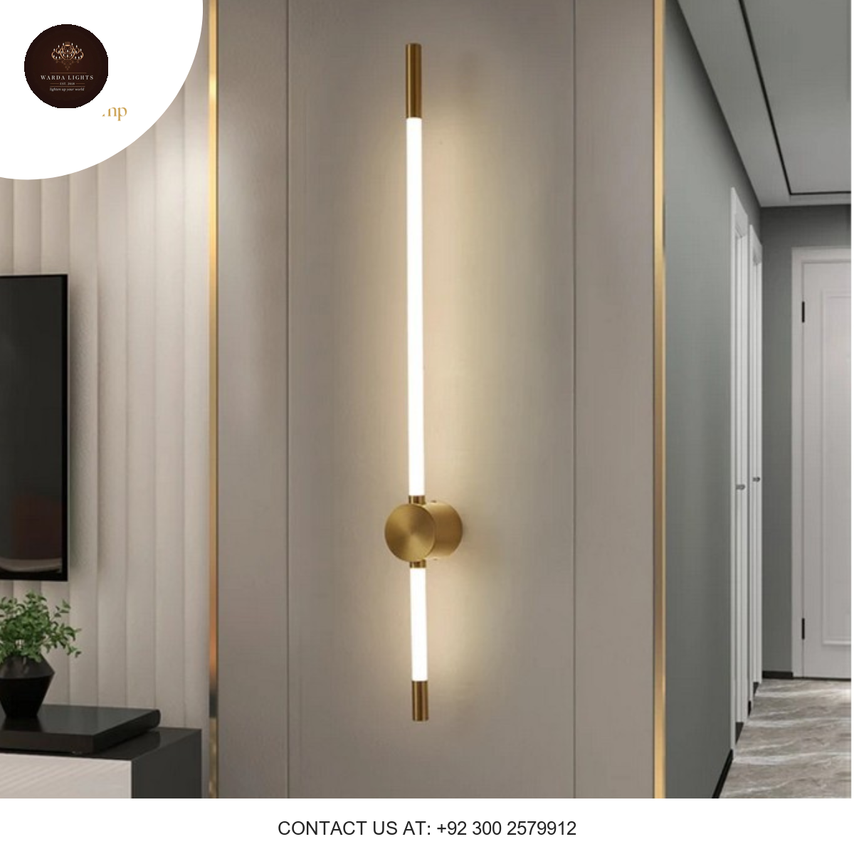 LONG WHITE WALL LIGHT