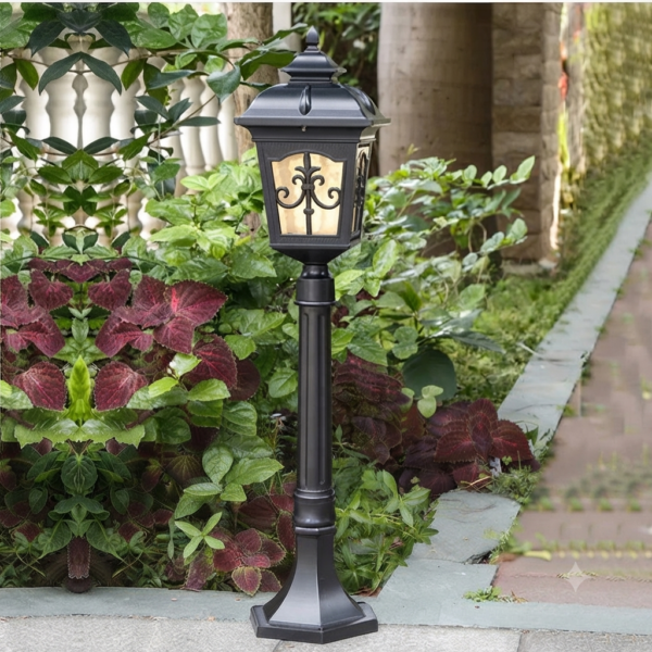 Vintage Black Ornate Outdoor Pillar Light